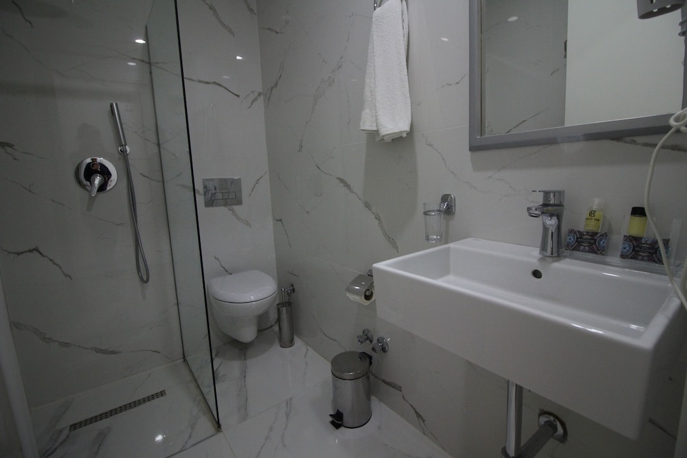 Hotel Julia 32/33