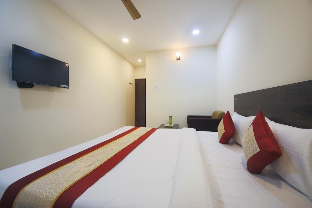 Balaji Residency 10/51