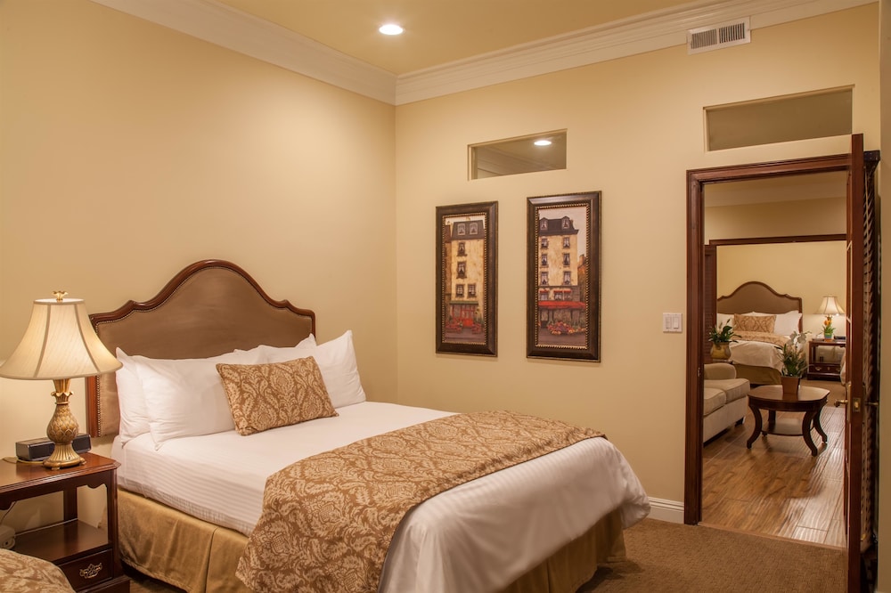 Best Western Plus Sunset Plaza Hotel 25/83