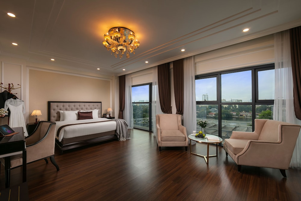 Adonis Hotel 23/55