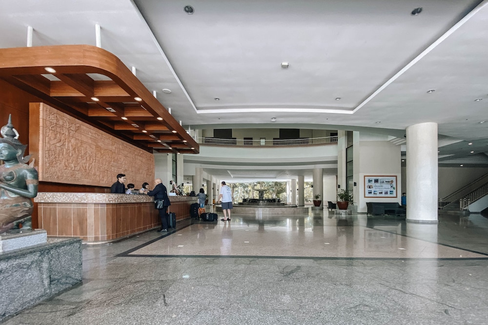 Loei Palace Hotel 10/83
