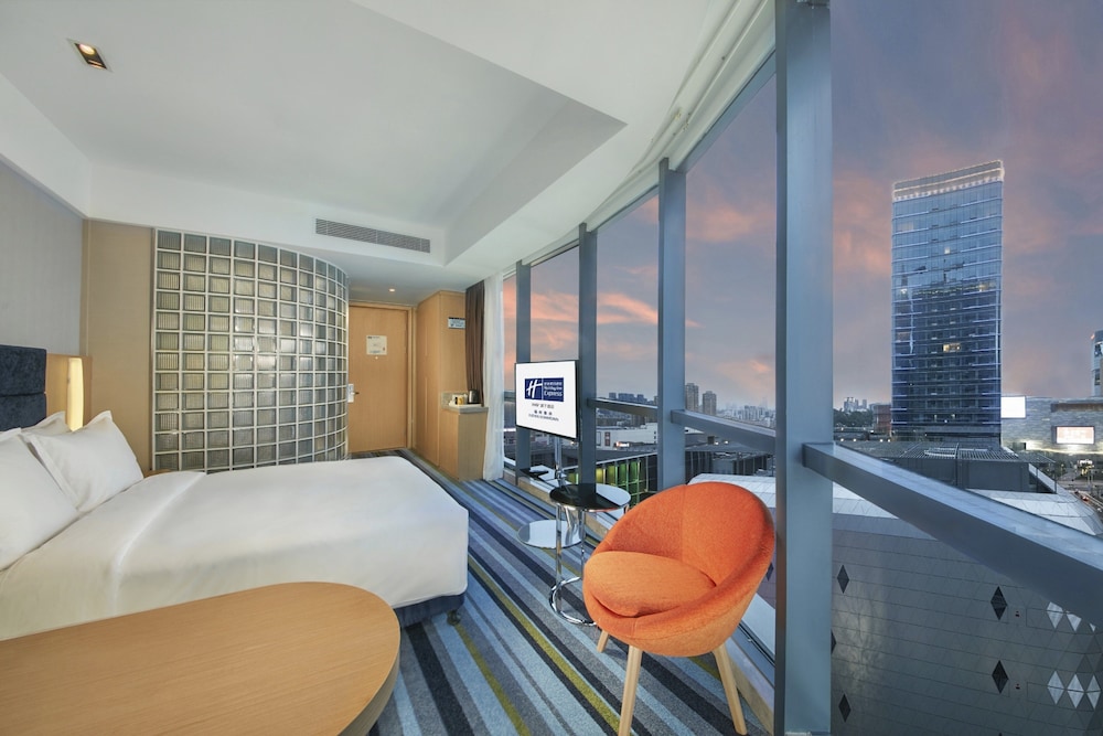 HOLIDAY INN EXPRESS FUZHOU DOWNTOWN 20/59