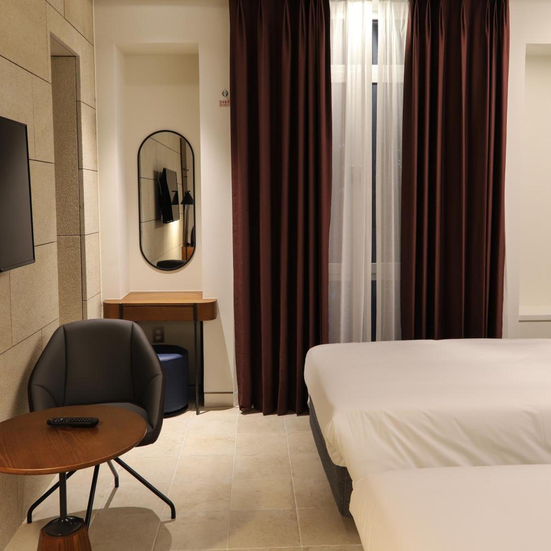 غرفة قياسية ثلاثية، Le Seoul Hotel 5/10
