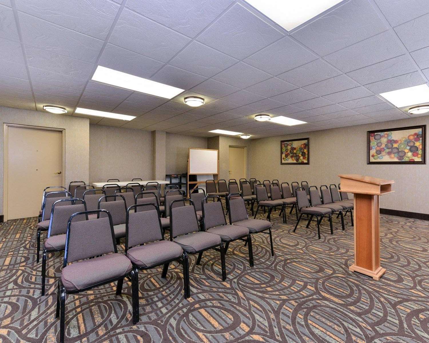 Comfort Inn Suites At Stone Mountain 37/39