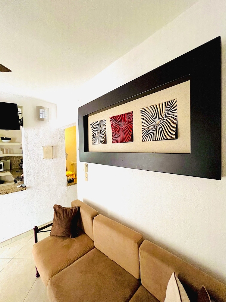Los Picos Hotel & Suites Bucerias 8/50