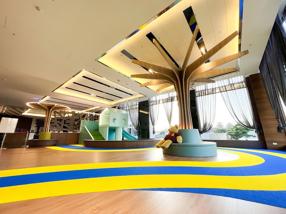 Hoya Resort Hotel Kaohsiung 12/70