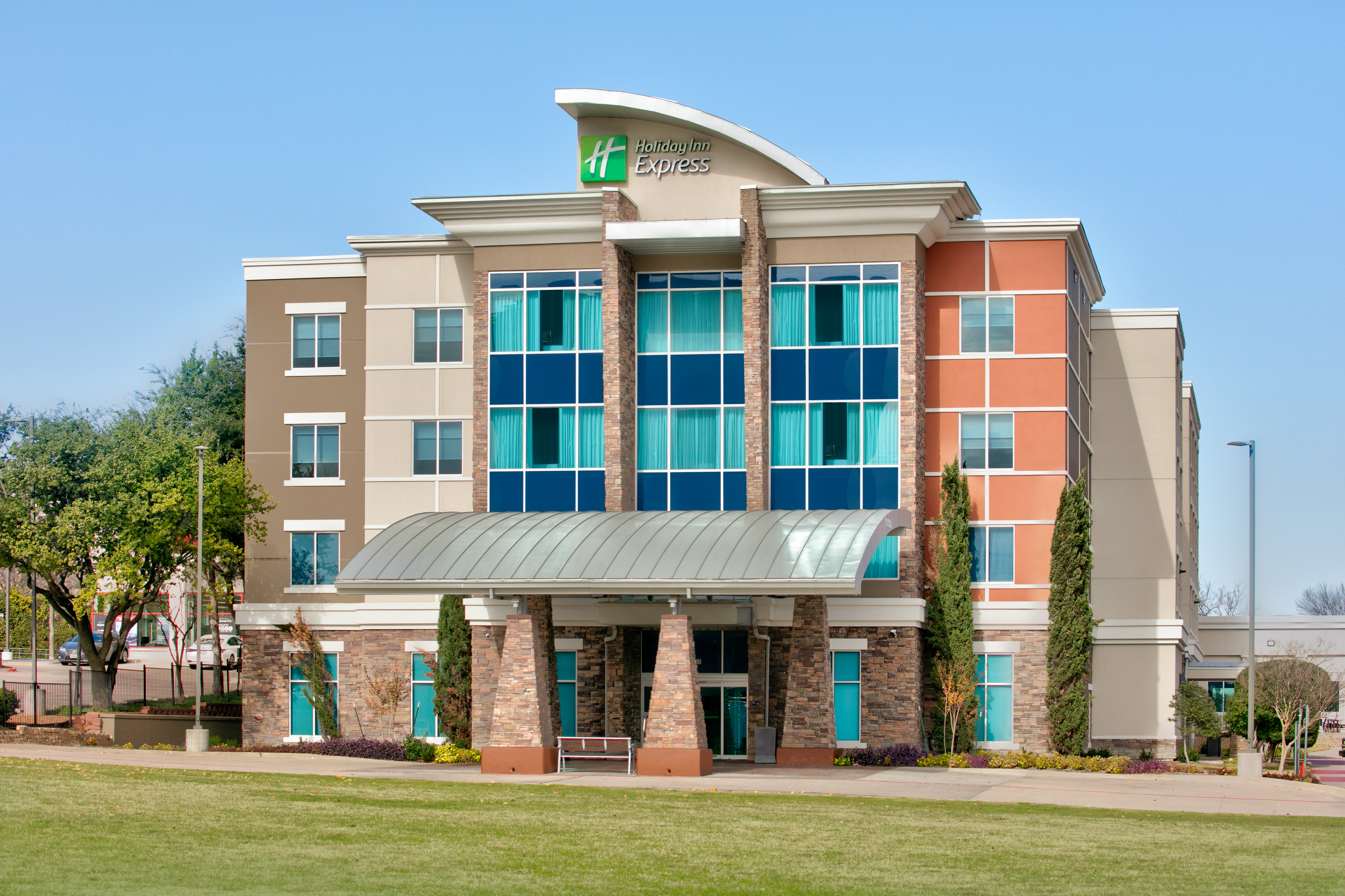 Holiday Inn Express Amp Suites North Dallas At Preston 5/48