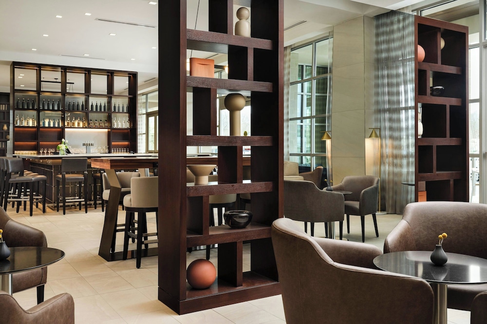 AC Hotel by Marriott Jackson Ridgeland 32/44