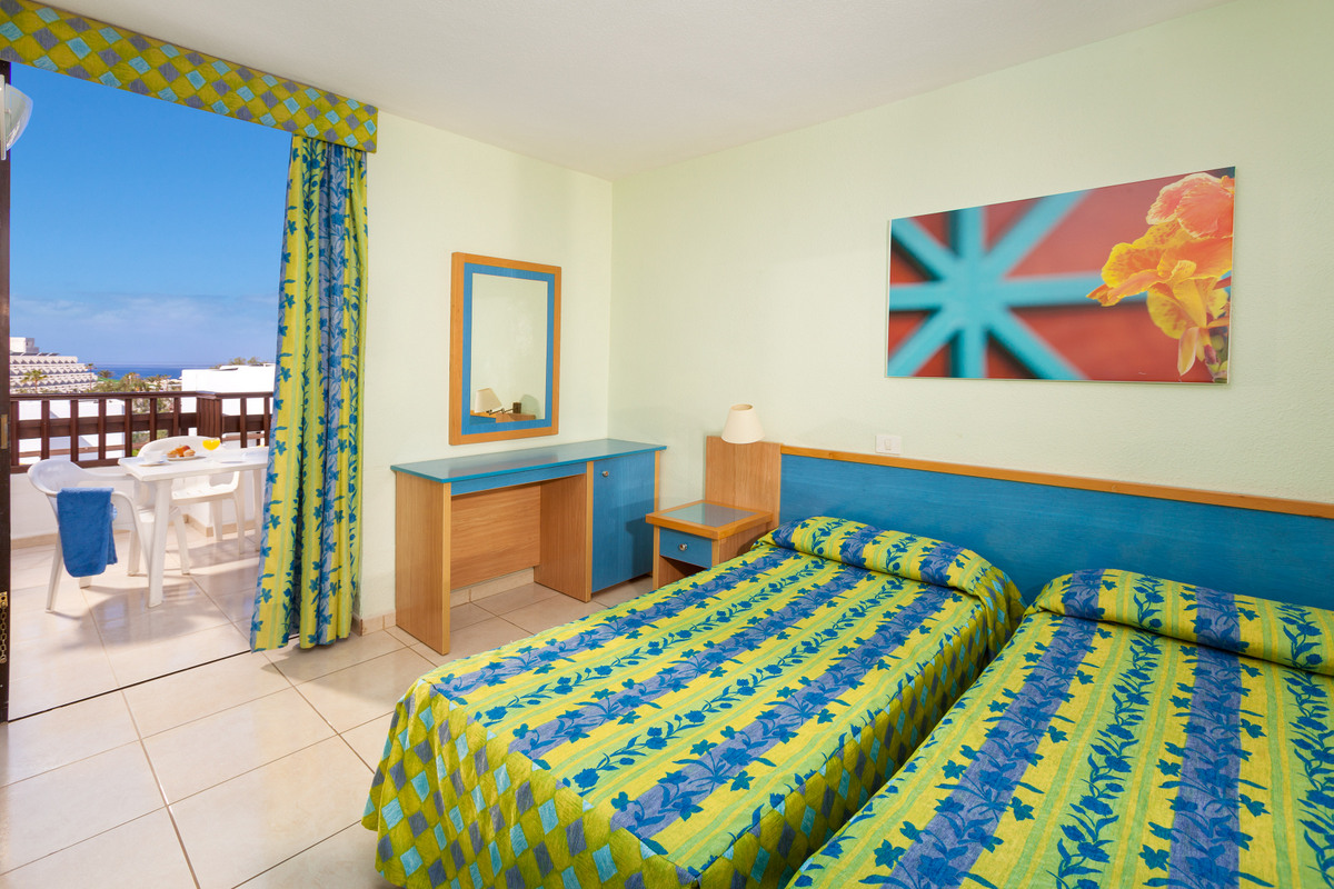 Paraiso Del Sol Apartments 24/28