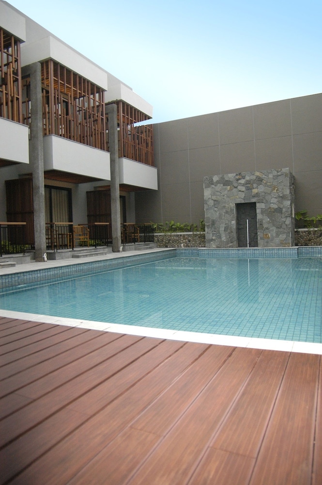 Grand Laguna Hotel And Villa 5/34