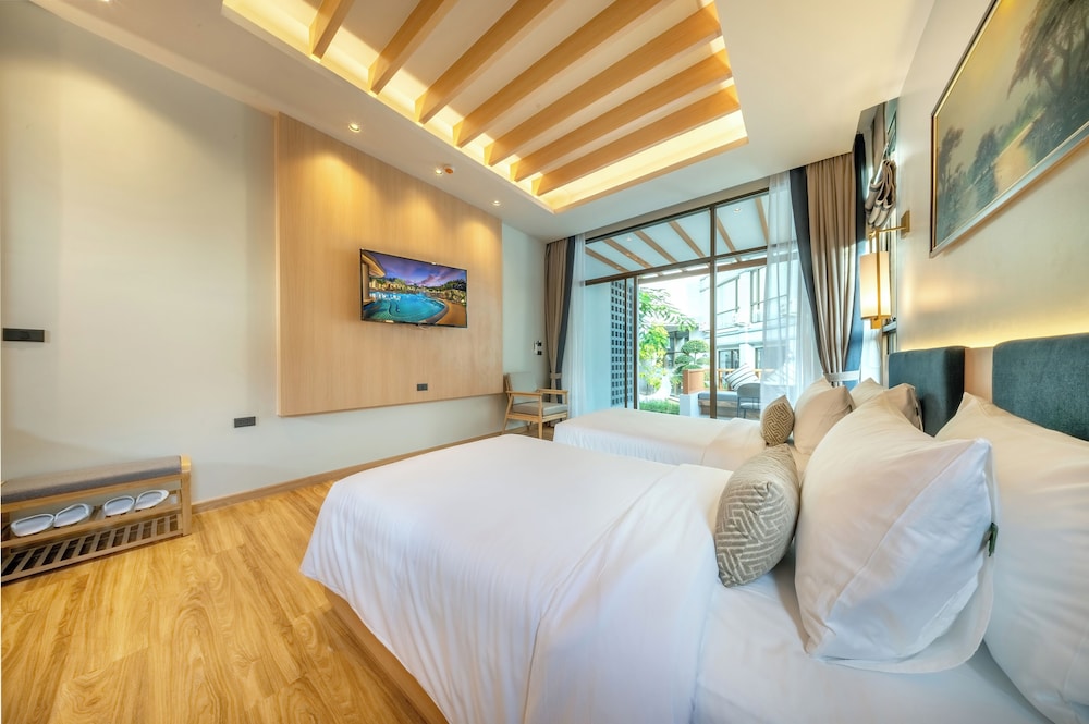 AZ Sunrise Resort & Fitness Club 22/60