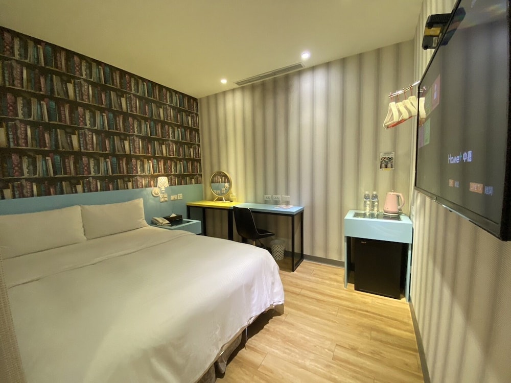 Economy, Double Bed, No Window، 191 Hotel 2/9