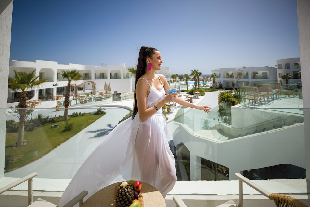Meraki Resort Sharm El Sheikh Adults (plus 16) and Couple Only) 33/66