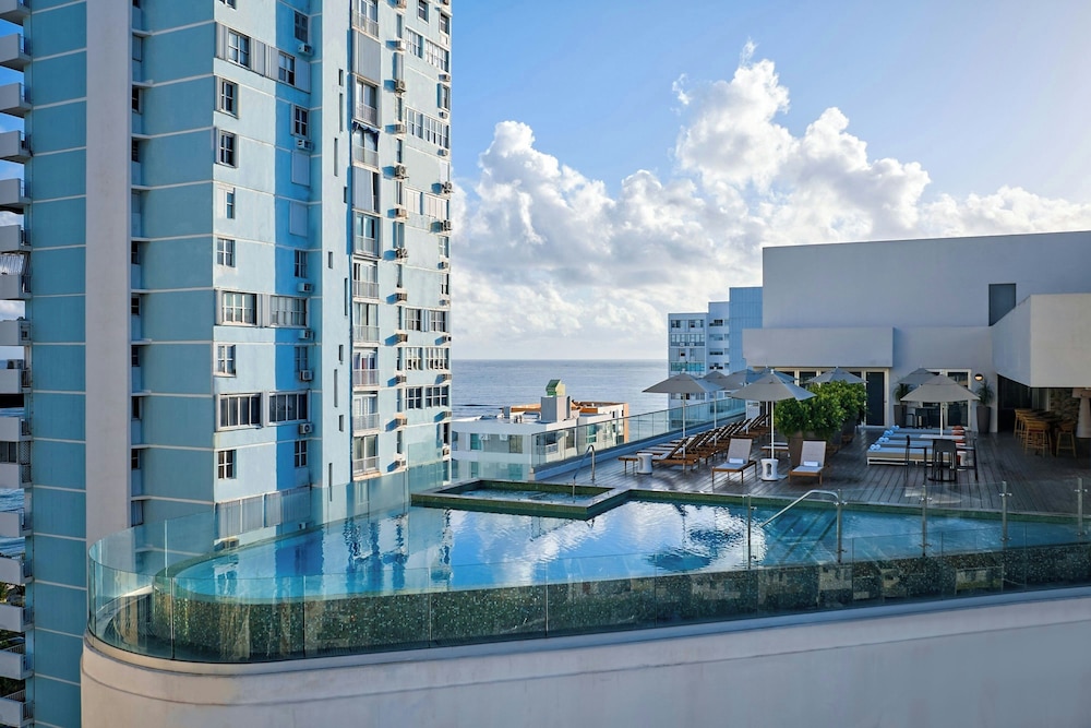 Casa Costera, Isla Verde Beach, Apartments by Marriott Bonvoy 2/46