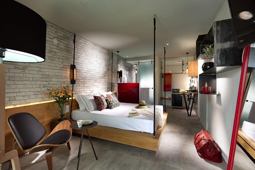 La Boheme Luxury Living 9/14