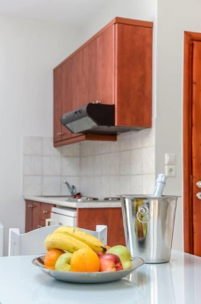 Plaka Hotel I 44/62