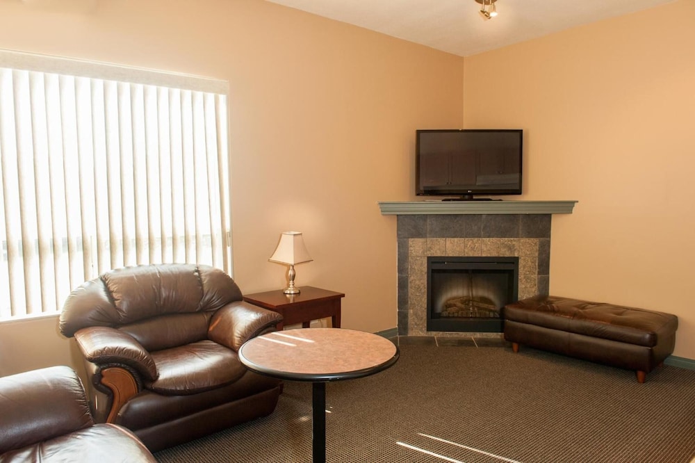 PODOLLAN REZ-IDENCE FORT MCMURRAY 22/50