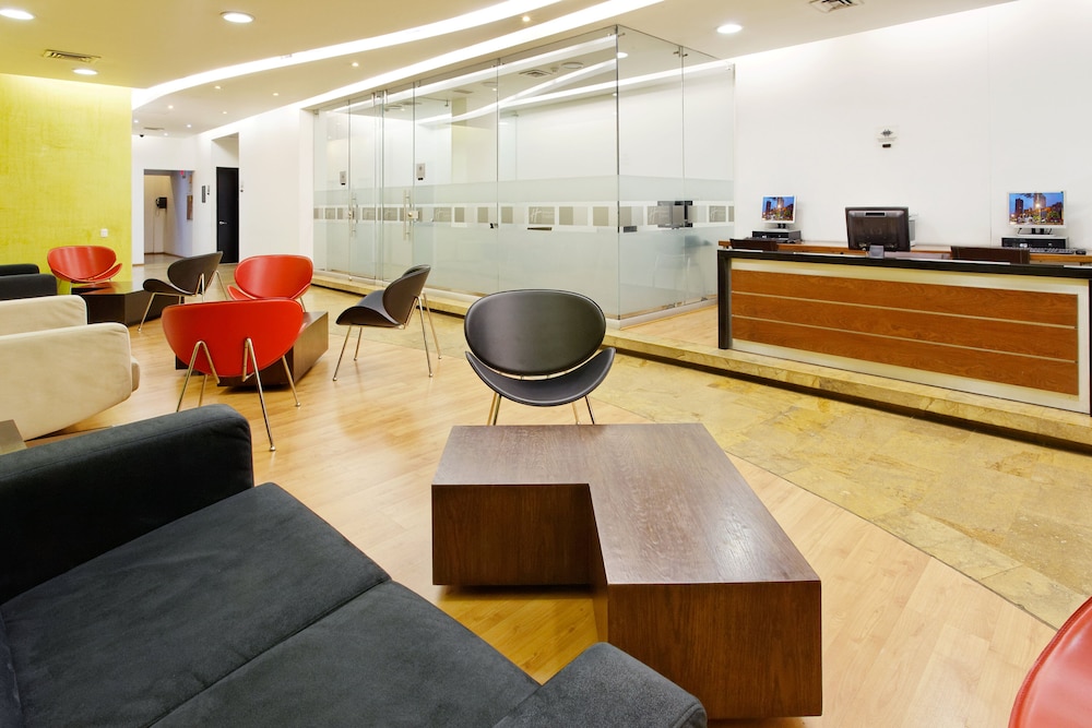 HOLIDAY INN EXPRESS MEDELLIN 6/65
