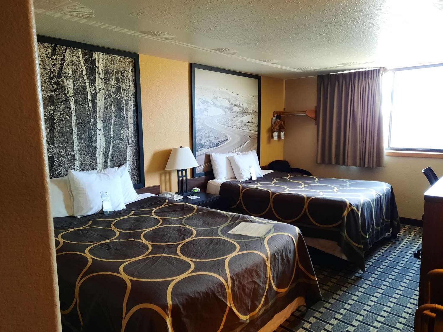 Super 8 by Wyndham Watertown 10/44