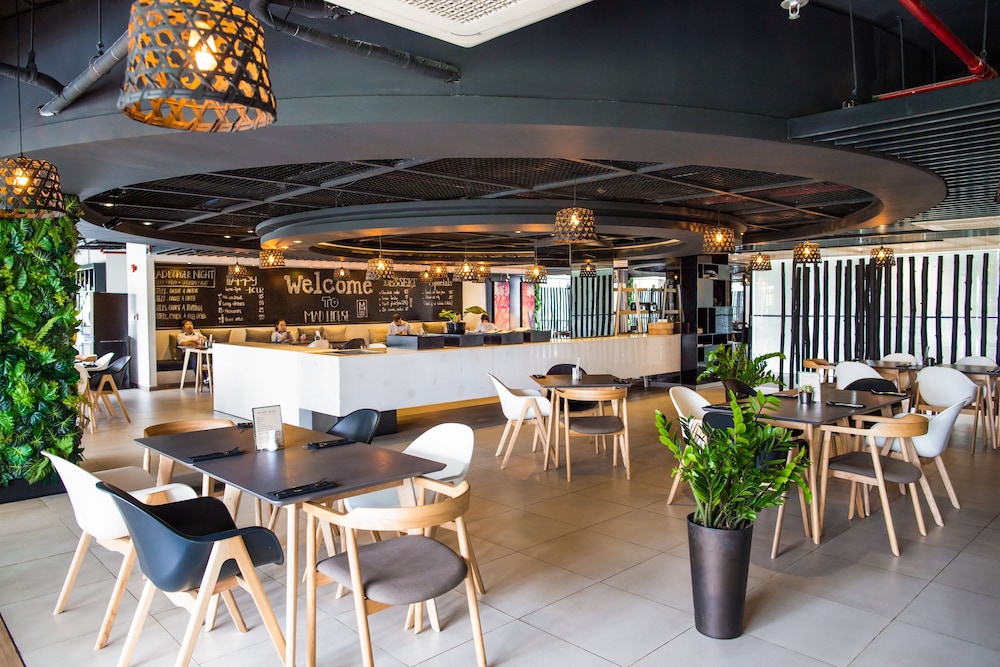 Novotel Living Saigon South 46/62