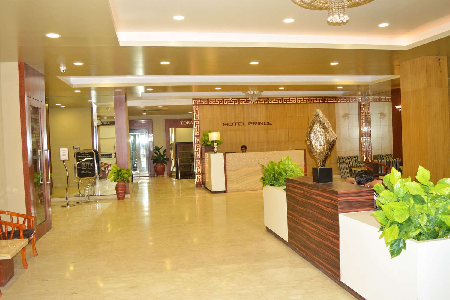 Comfort Inn Prince 1/2
