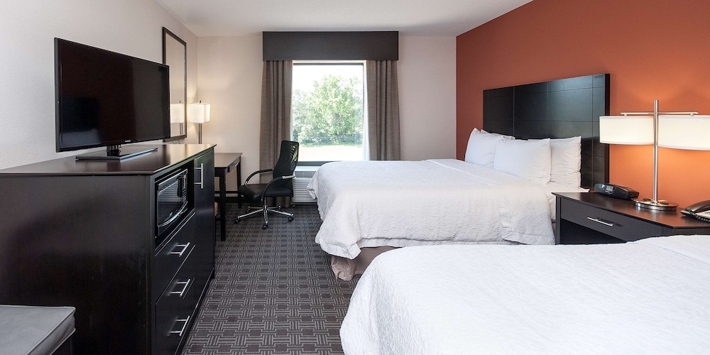 Hampton Inn Suites Seneca Clemson Area Sc 30/74