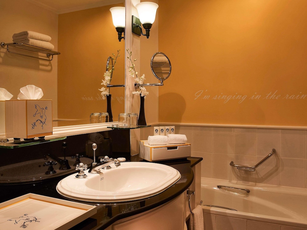 Sofitel Angkor Phokeethra Golf and Spa Resort 50/50