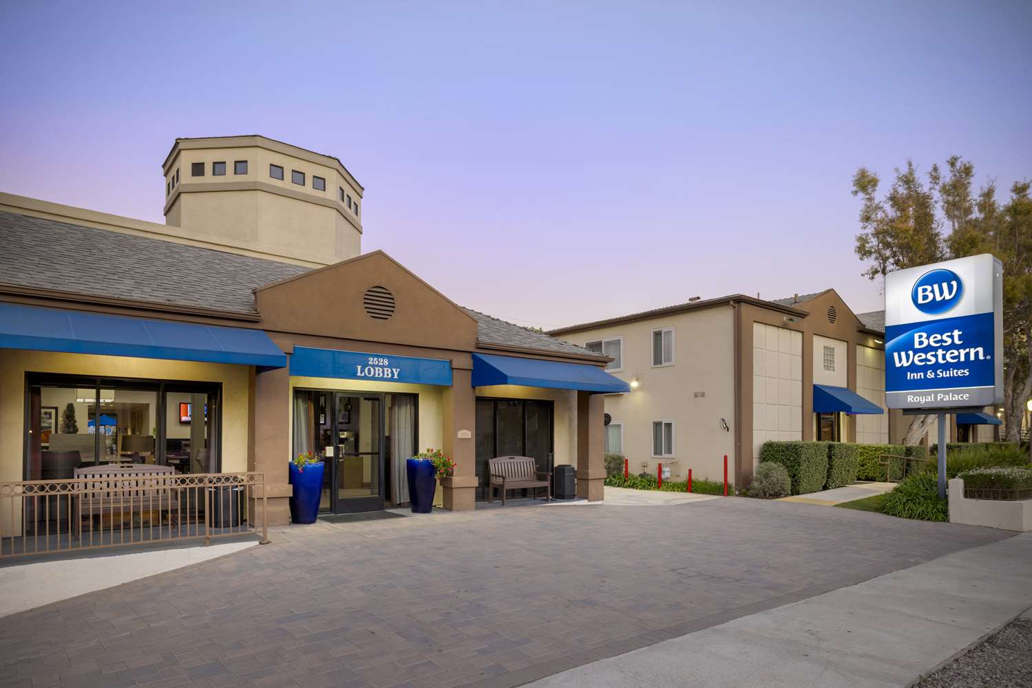 Best Western Royal Palace Inn & Suites 3/46
