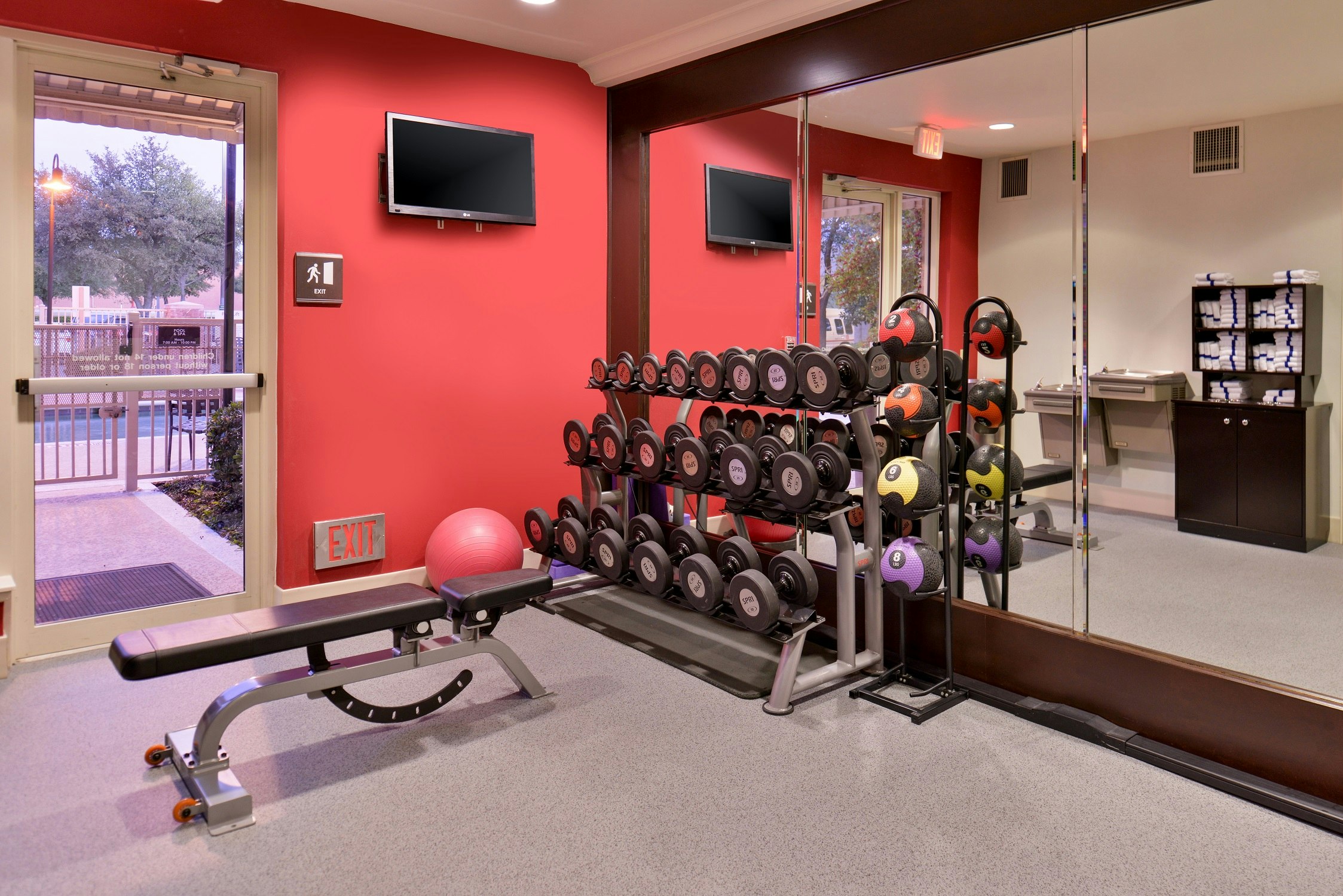 Hilton Garden Inn Dallas/Addison 2/8