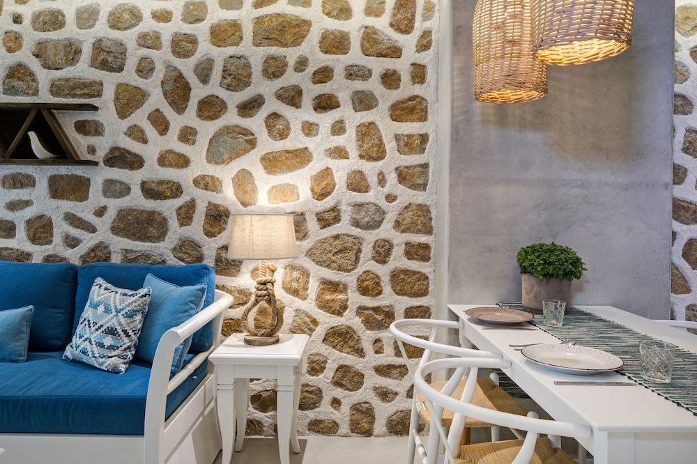 Estia Boutique Apartments 25/50
