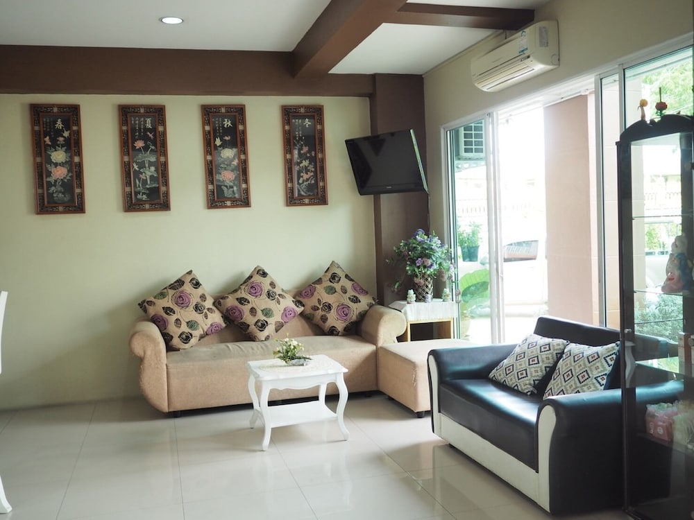Ananya Residence Service Apartment 42/65