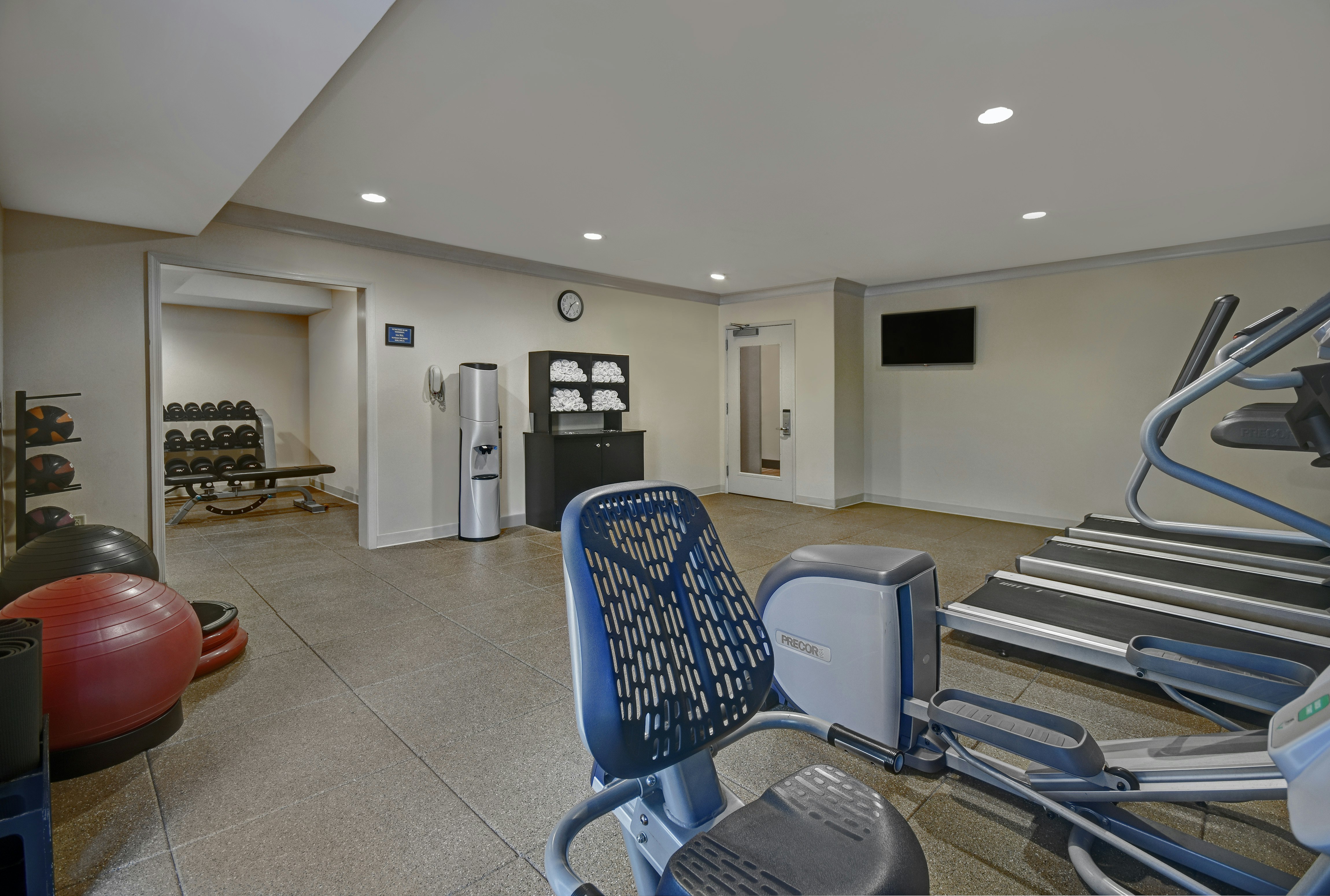 Homewood Suites by Hilton Eatontown 14/41