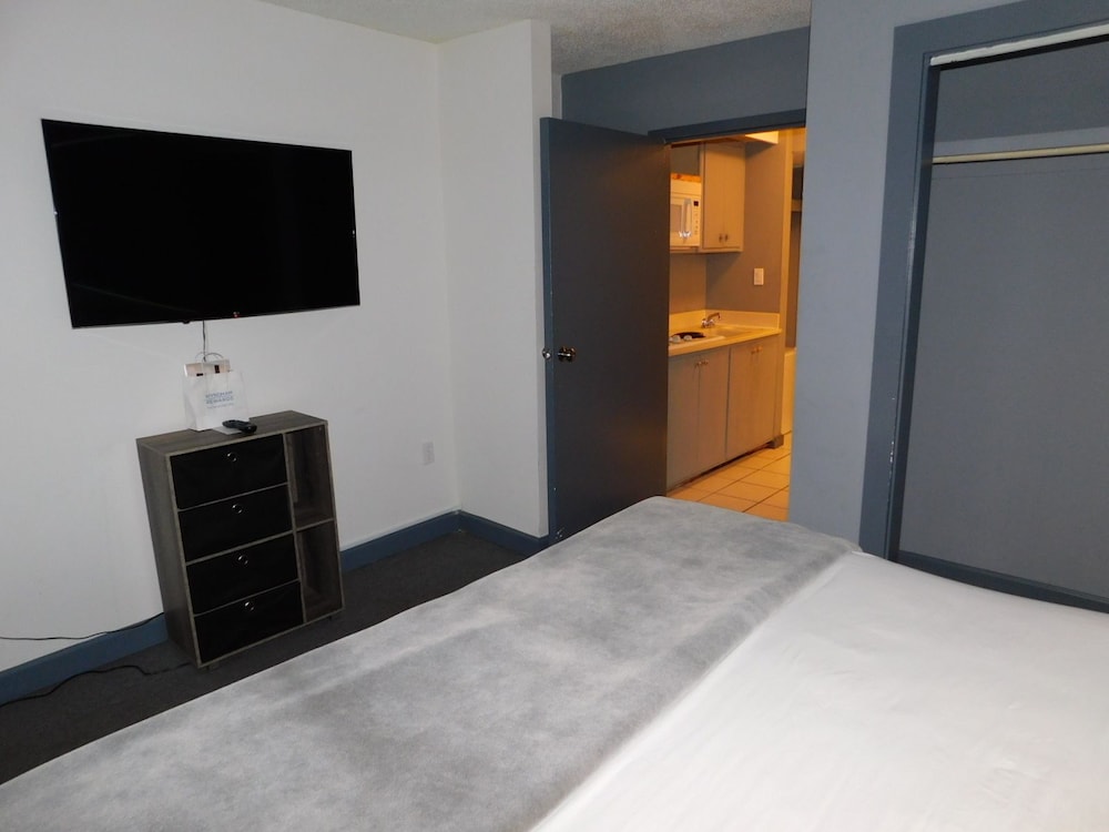 Ramada by Wyndham New Orleans 20/27