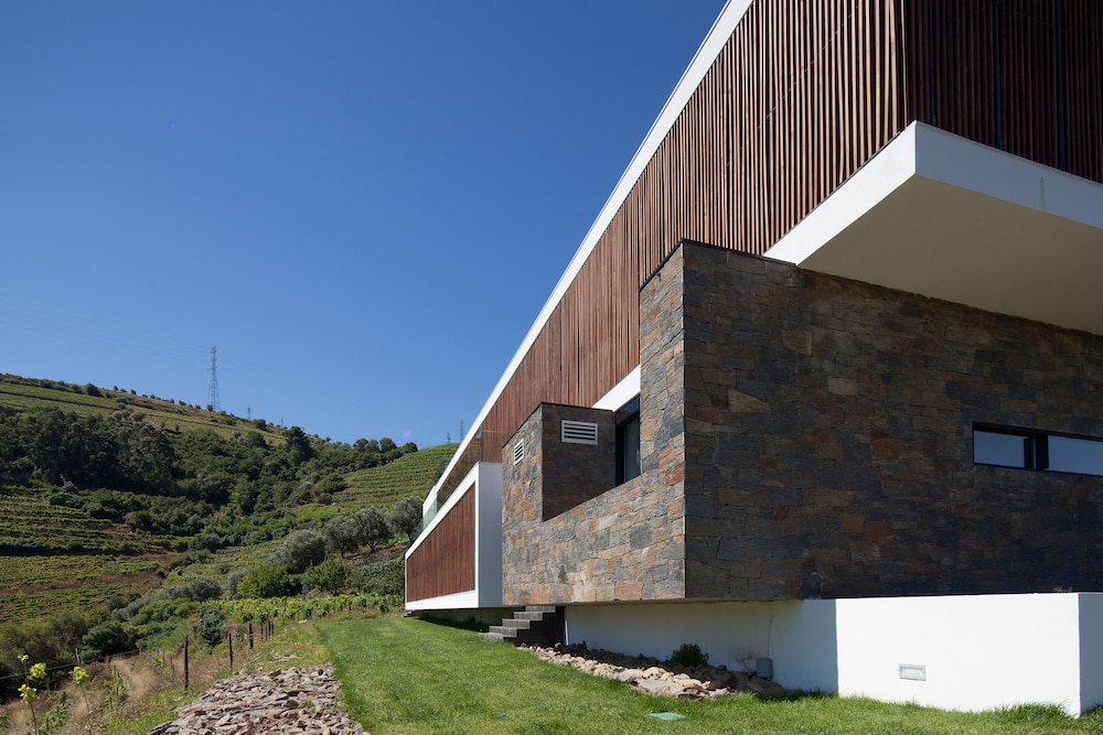 Quinta De Casaldronho Wine Hotel 58/60