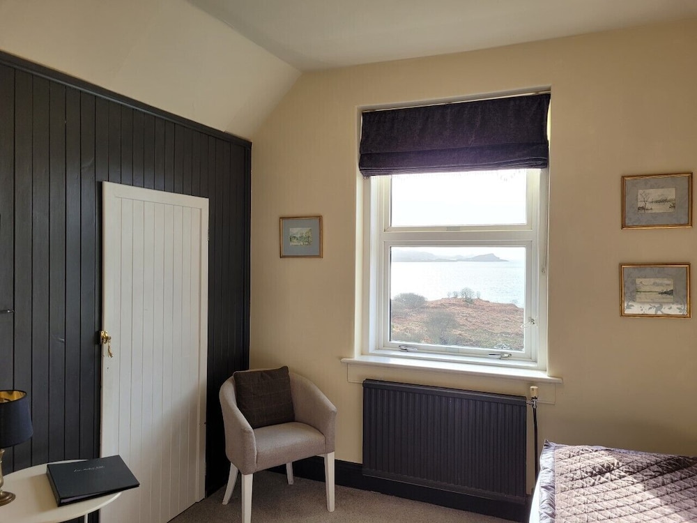 Loch Melfort Hotel 42/72