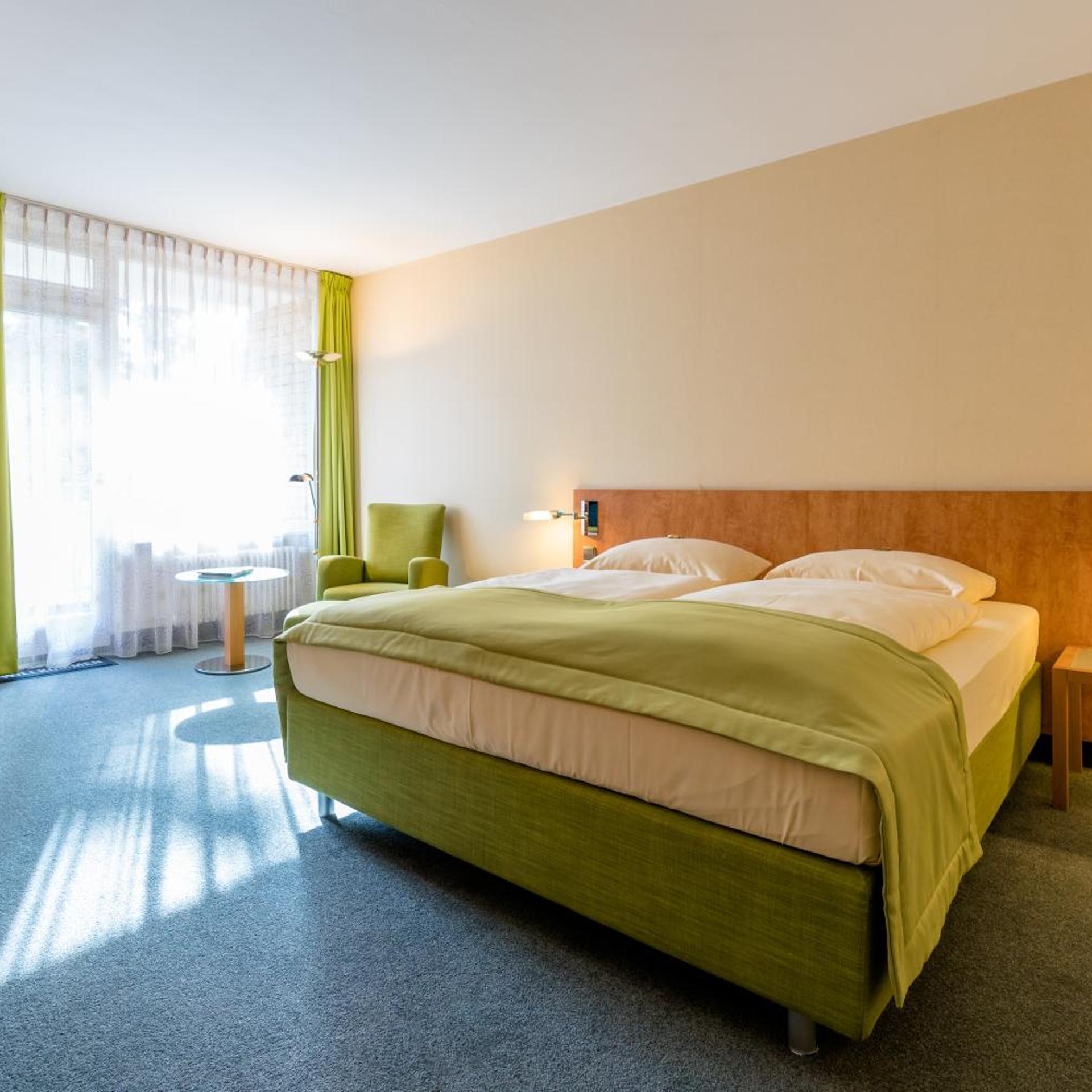 Schlosspark Hotel 12/50