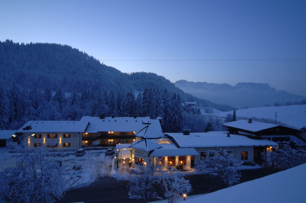 Hotel Neuhausl Berchtesgaden 43/49