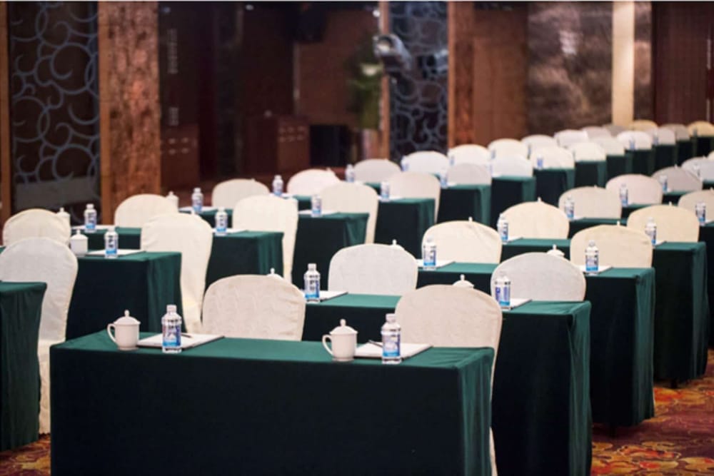Days Hotel by Wyndham Lu'an Taiyuan 12/13