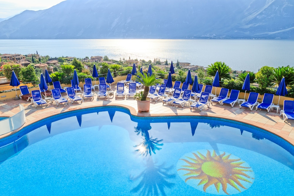 Hotel San Pietro 37/50