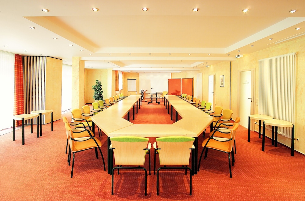 Hotel Zum Alten Forsthaus 17/18