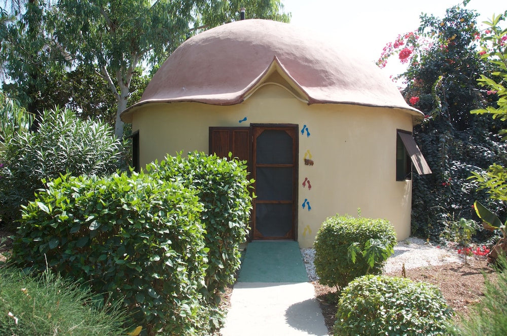 Footsteps Eco Lodge 1/47