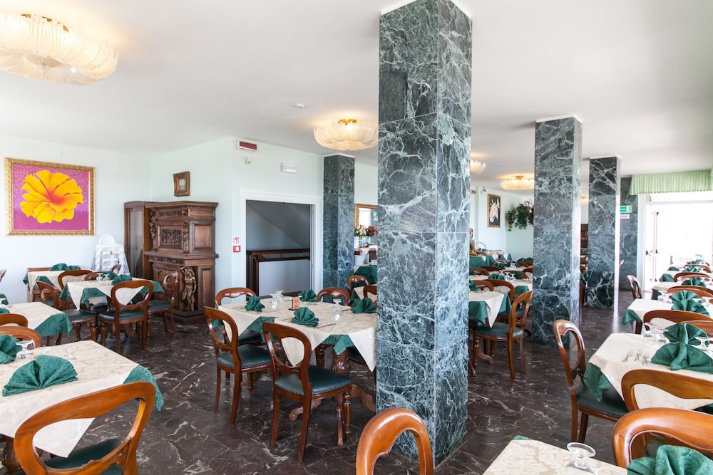 Hotel Negresco 25/34