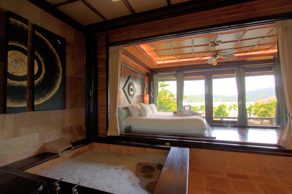 PARAMA KOH CHANG 28/77
