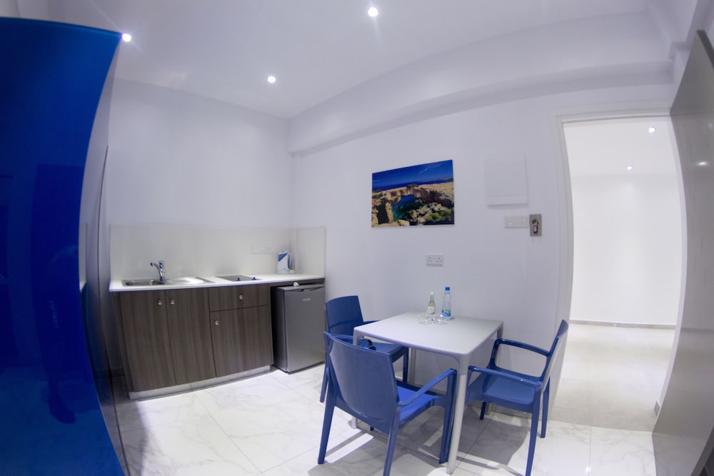 Rio Gardens Hotel Apartments 16/21