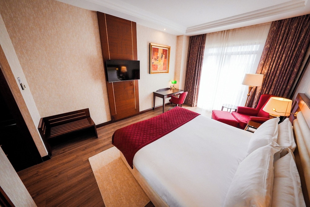 Wellborn Luxury Hotel 9/47