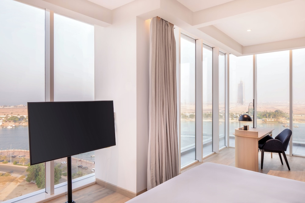 فور بوينتس شيراتون كورنيش جدة(Four Points by Sheraton Jeddah Corniche) 44/50
