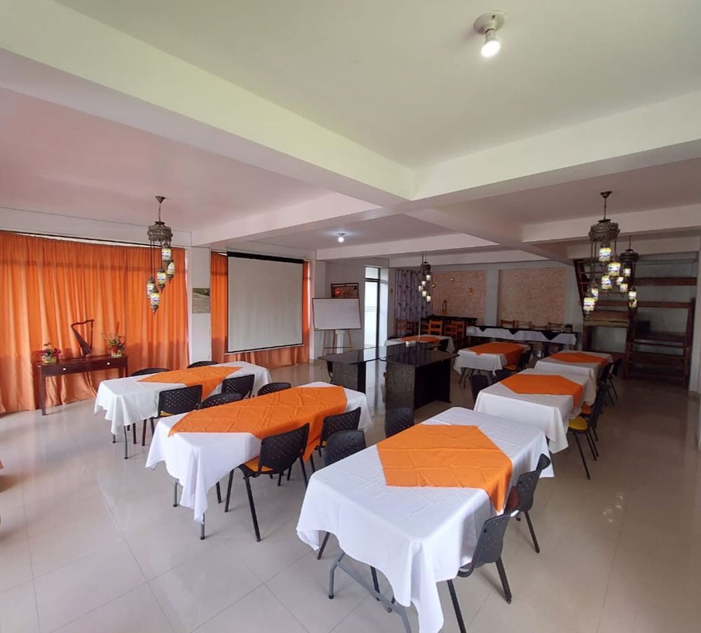 Hotel Yurupary 36/48