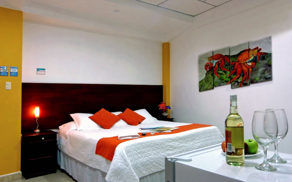 Hotel Brisas Del Pacifico 8/65