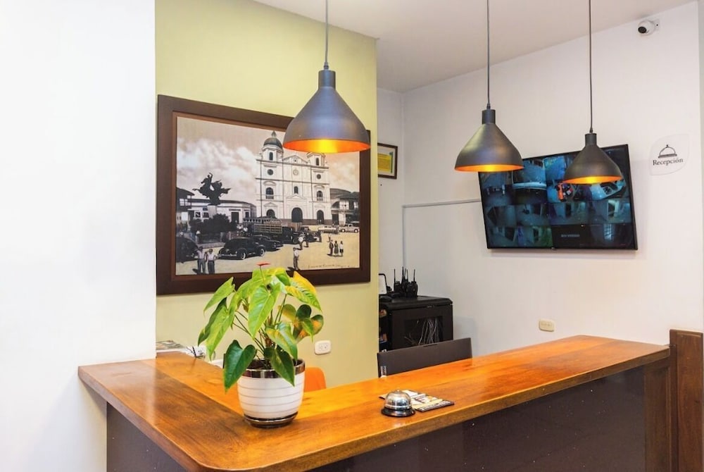 Hotel Bicentenario Rionegro 16/23