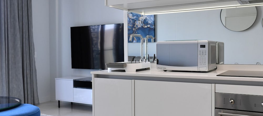 Ellipse Executive Apartment 42/50